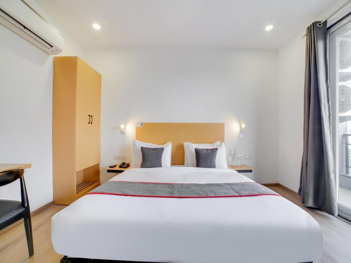 Hotel Flora Residency Gurgaon