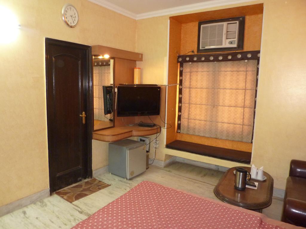 Hotel Rama Residency Gurgaon