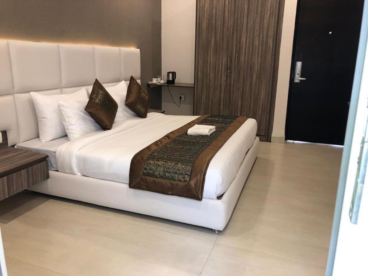 Hotel Mavens