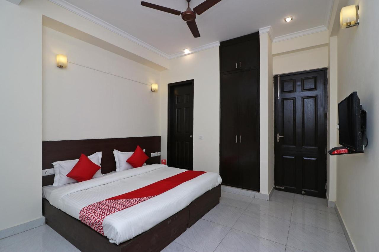 Oyo 15685 The Arjun World Gurgaon