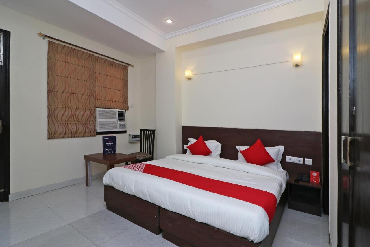 Oyo 15685 The Arjun World Hotel Gurgaon