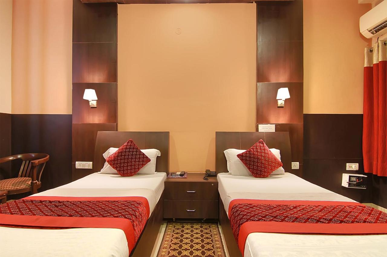 Hotel Fabhotel Shree Kanta 3*