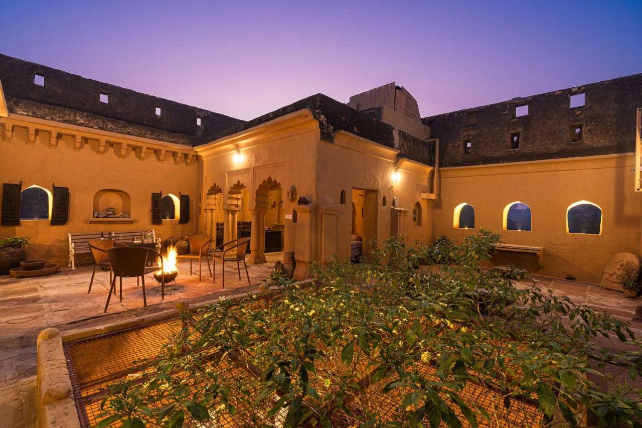 Khohar Haveli With Complimentary Breakfast And Outdoor Pool