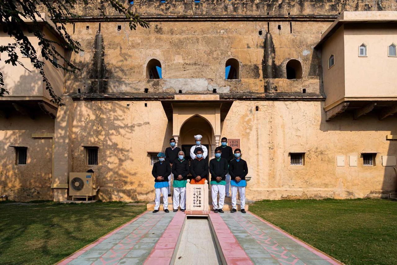 Khohar Haveli With Complimentary Breakfast And Outdoor Pool *