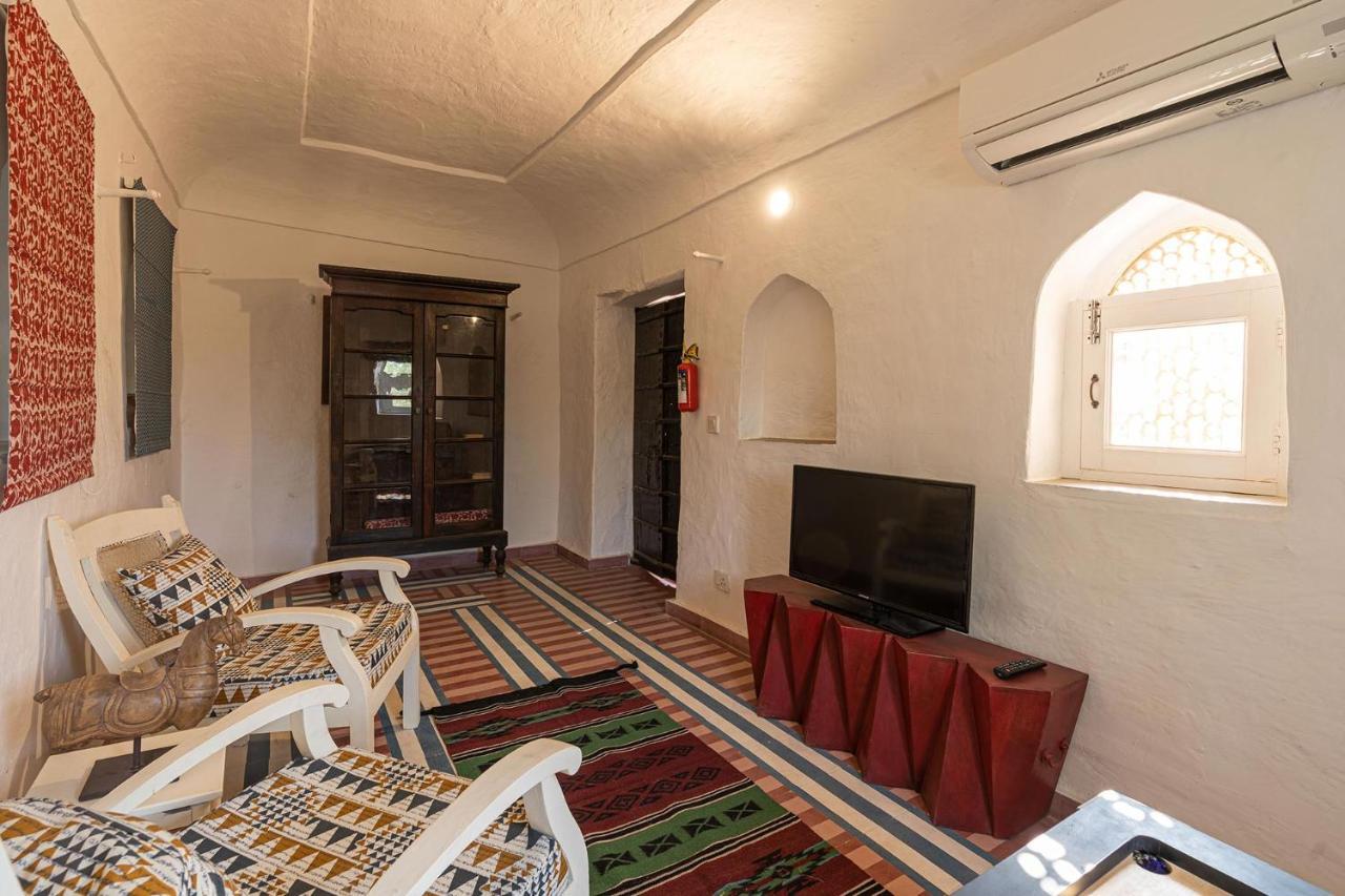 Khohar Haveli With Complimentary Breakfast And Outdoor Pool * Gurgaon