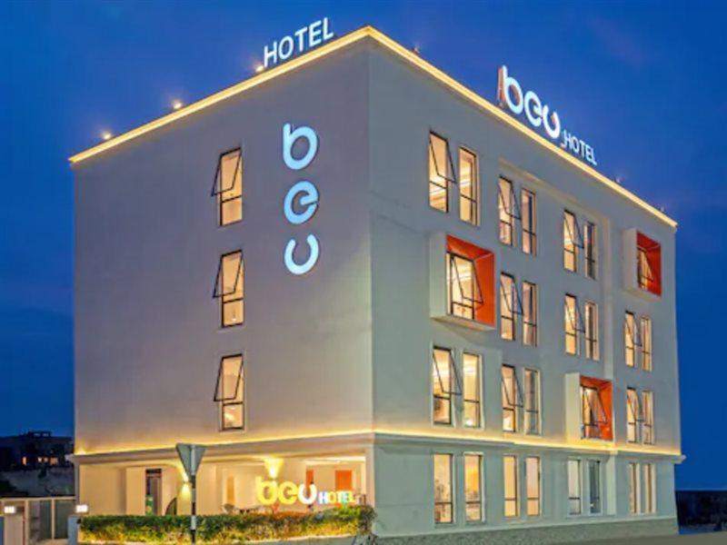Beu Golf Course Road 3*
