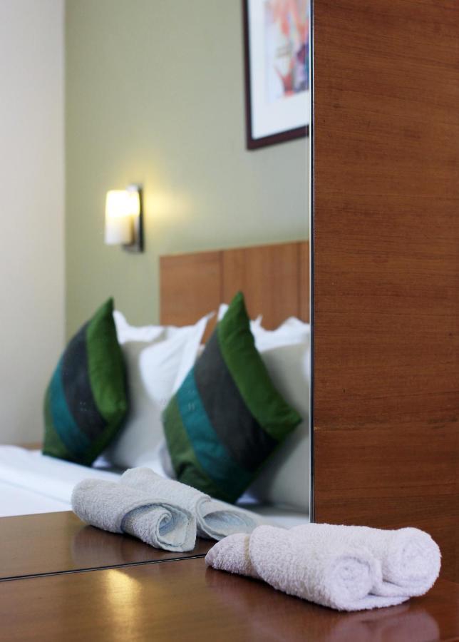 Sona South Hotel Gurgaon