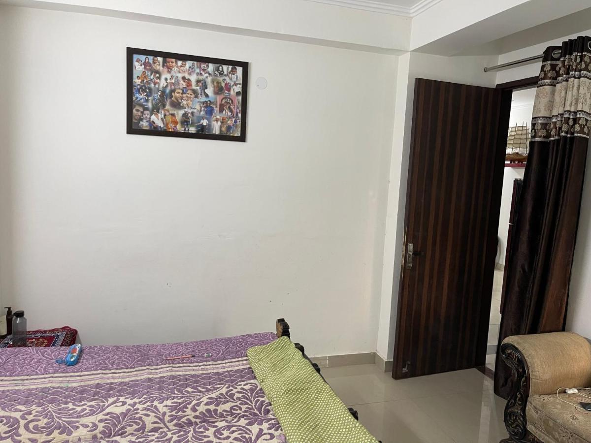 Vanshika Sector 69 Neelkanth Enclave Gurgaon