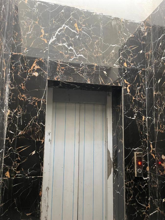 Apartment Vanshika Sector 69 Neelkanth Enclave