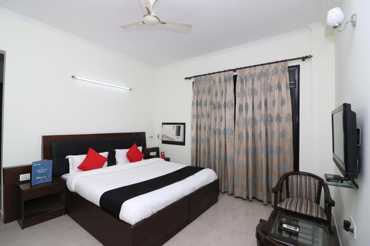 Capital O 19344 Tree Residency Gurgaon
