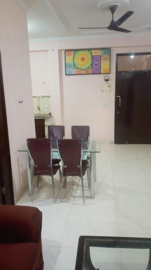 Apartment Mufis Homestay, Emerald Compound, New Palam Vihar-2 *