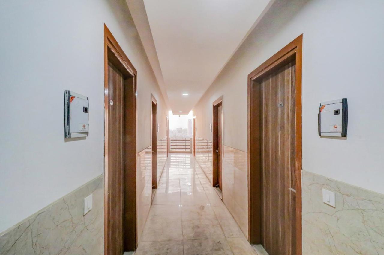 Oyo 71597 The Shivaay Residency Gurgaon