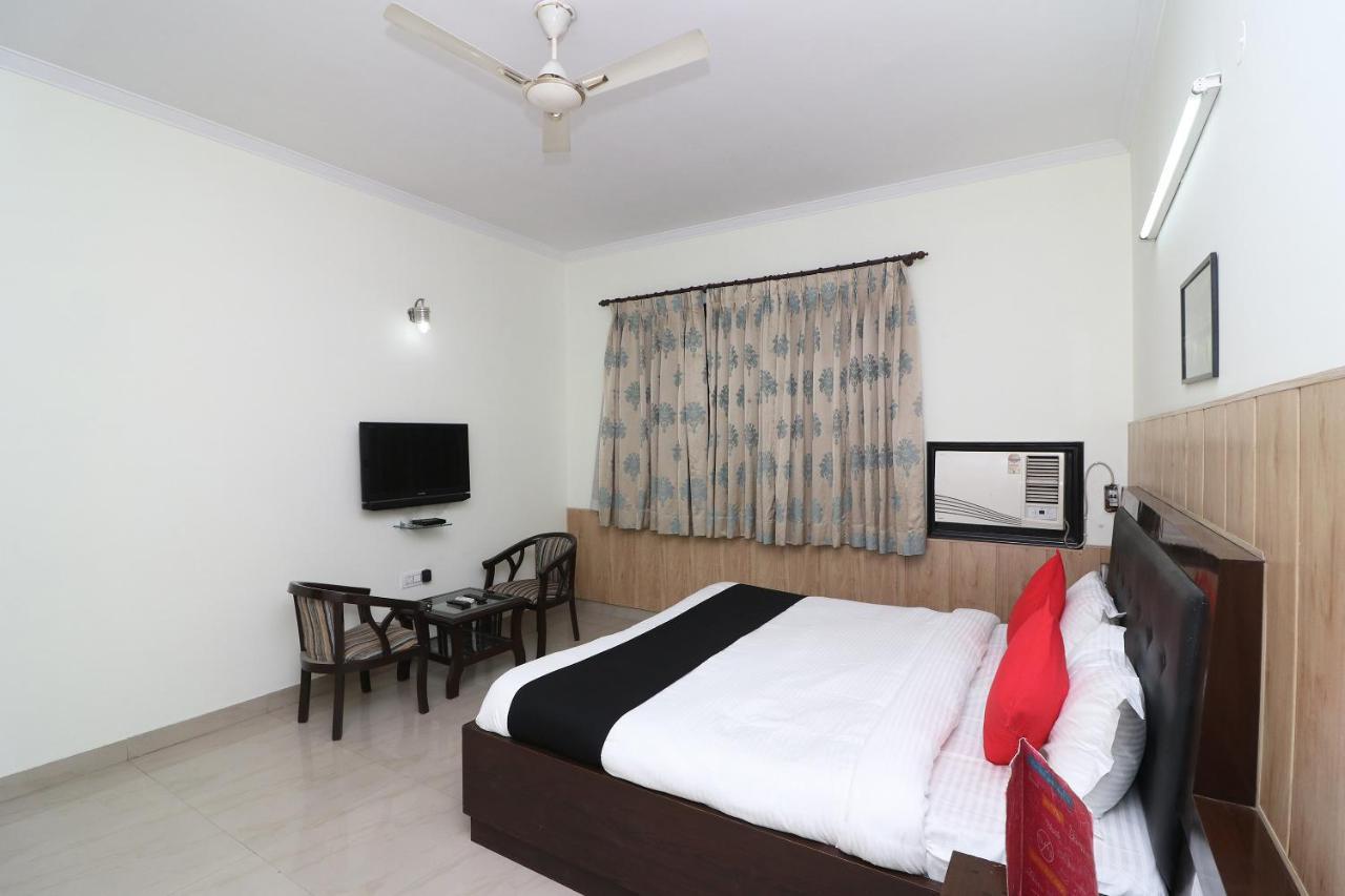 Hotel Capital O 19344 Tree Residency 3*