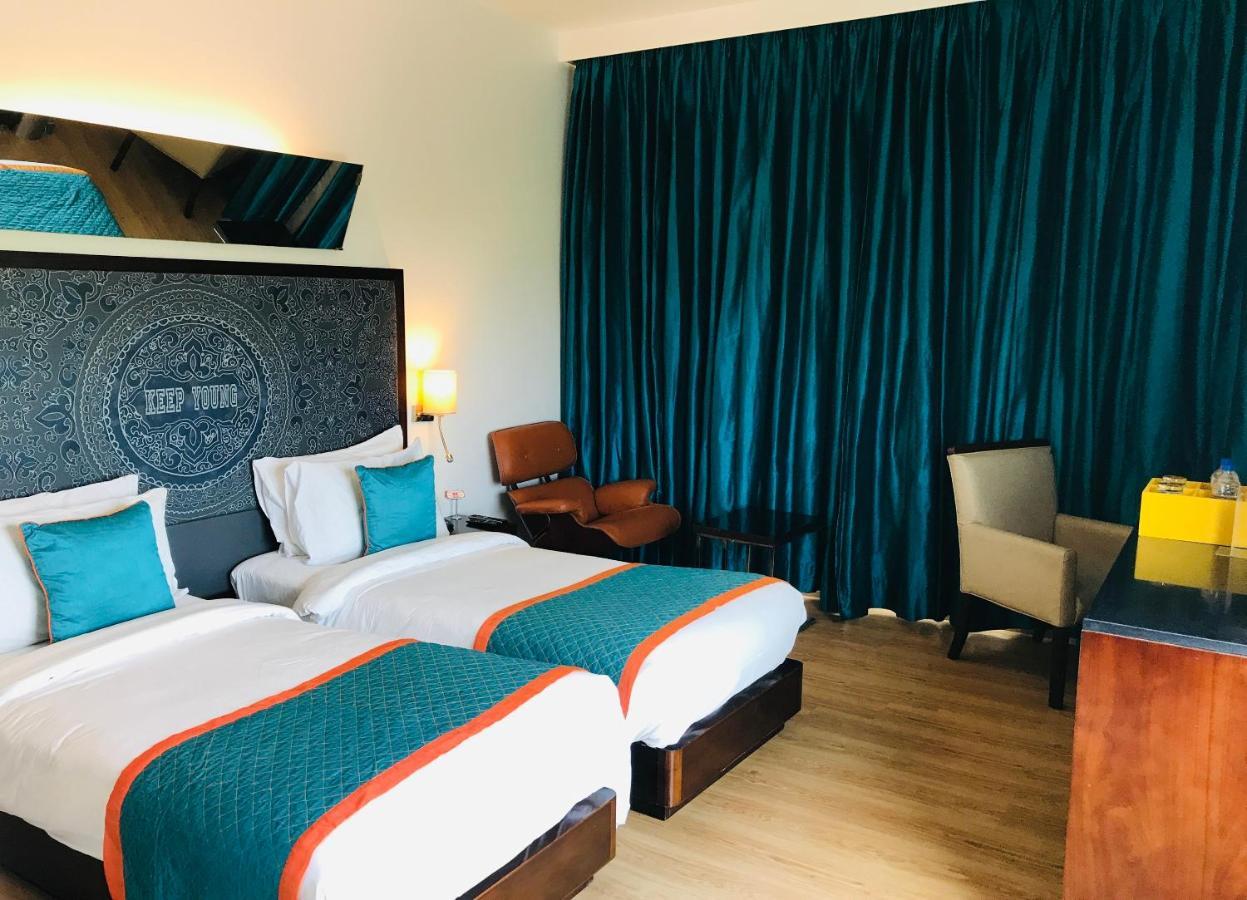 Golden Tulip Centre Hotel