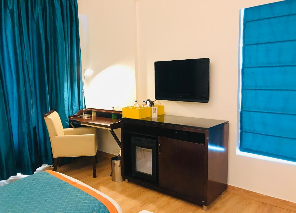 Hotel Golden Tulip Centre 4*