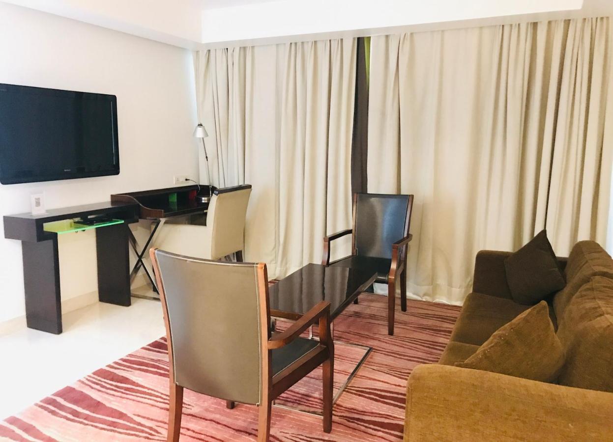 Golden Tulip Centre Hotel 4*