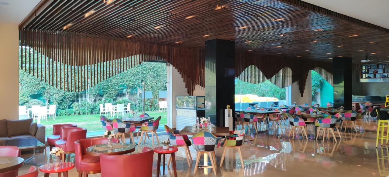 Golden Tulip Centre