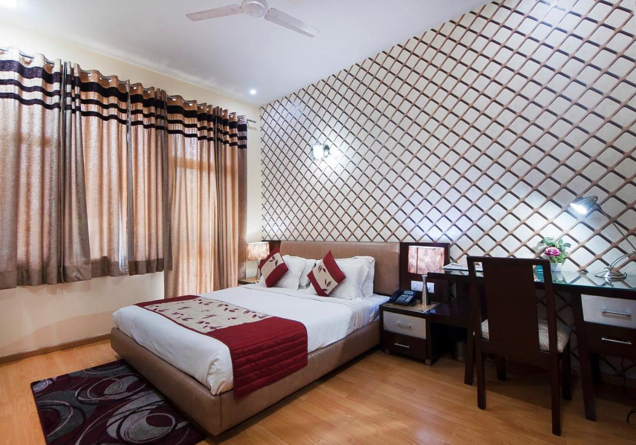 Imperial Huda Apartment *