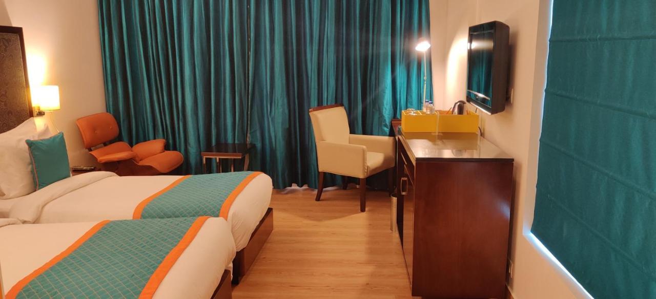 Golden Tulip Centre 4* Gurgaon
