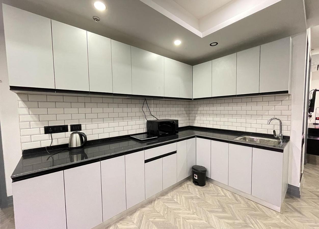 Bedchambers Serviced Apartments, Mg Road