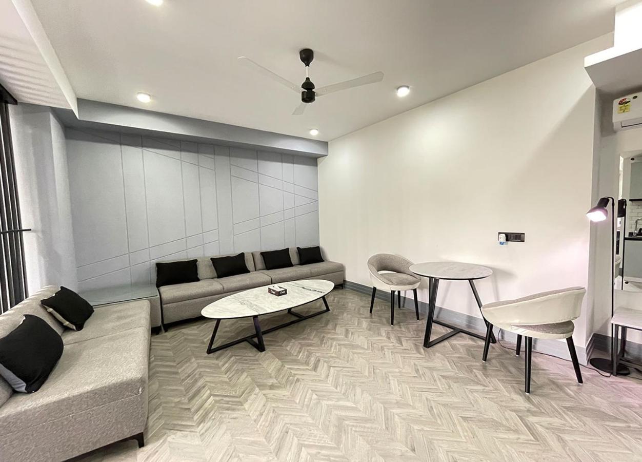 Bedchambers Serviced Apartments, Mg Road