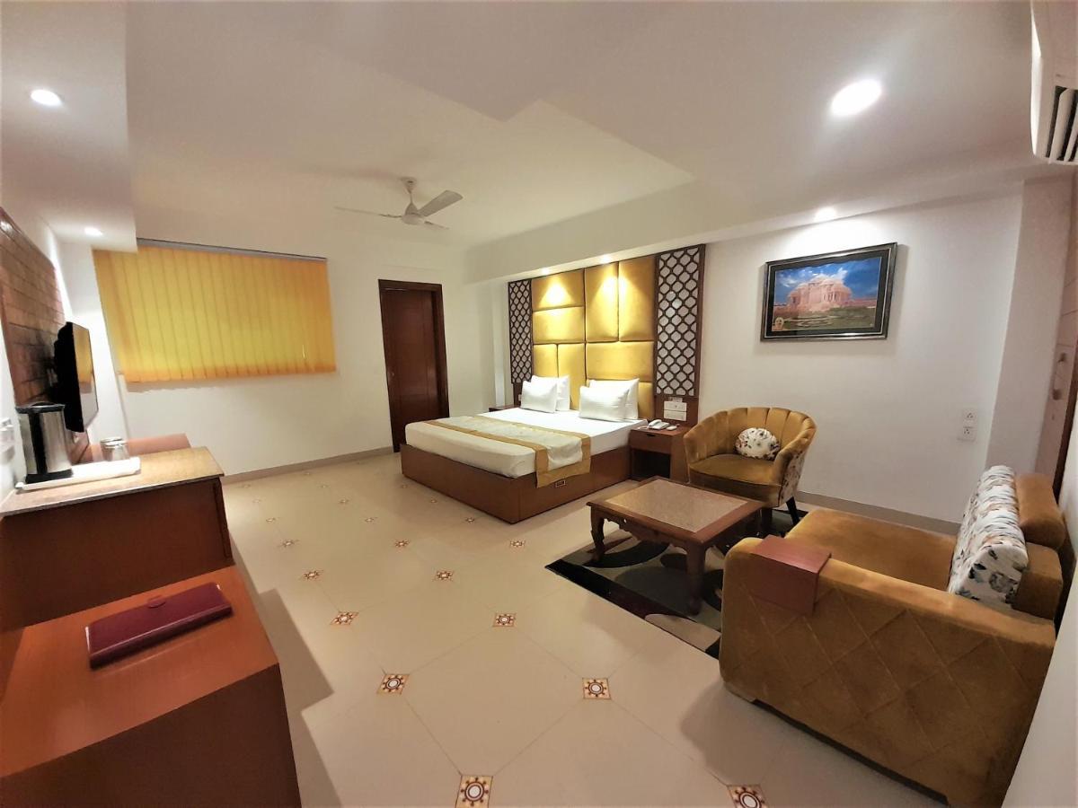 Hotel The Angel & Near Medanta 3*