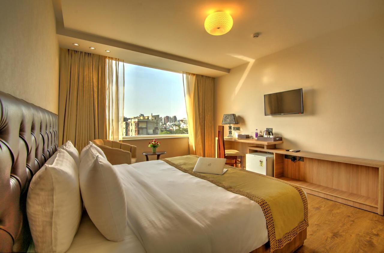 91 Huda Centre Gurgaon