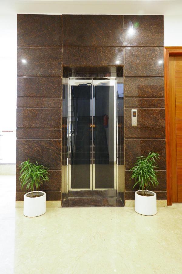 Hotel Lime Tree Pulkit Gurgaon-artemis Hospital, Nearest Metro Huda Centre 3*