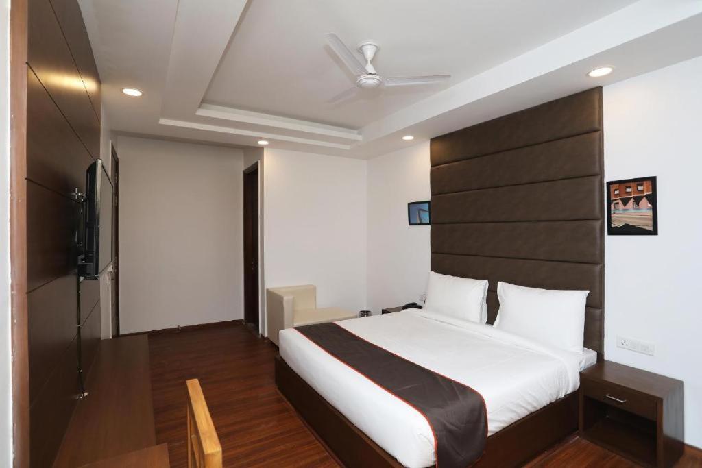Ls21 Gurgaon By Gobravo Hotels 3* Gurgaon