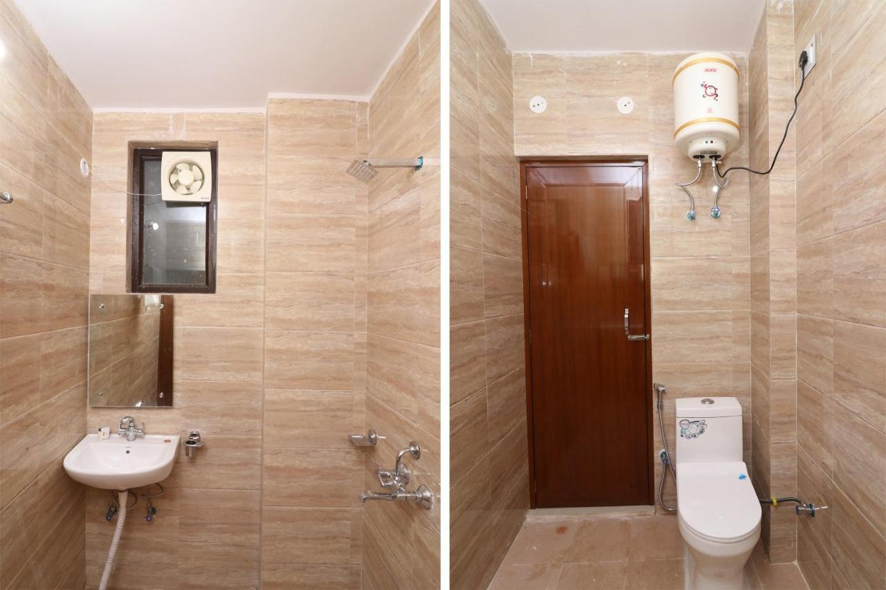 Hotel Oyo 24222 Vs 3*
