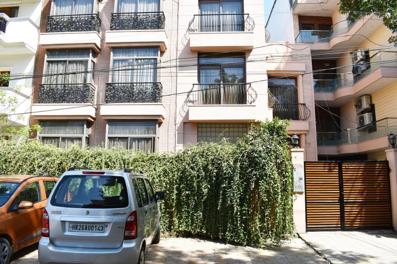 Bedchambers Serviced Apartments, Sector 40 * Gurgaon