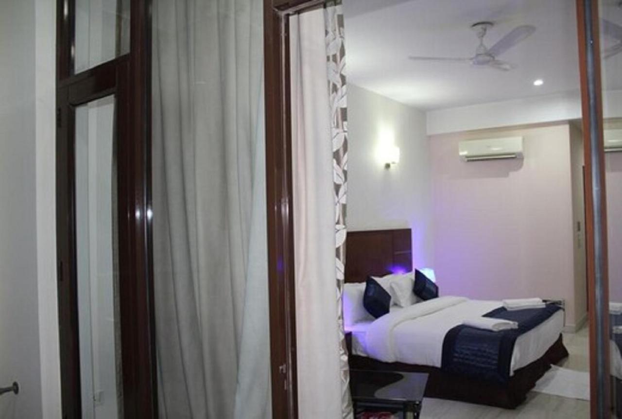 Lime Tree Sushant Lok Sector 29 Next To Iffco Chowk Metro 3* Gurgaon