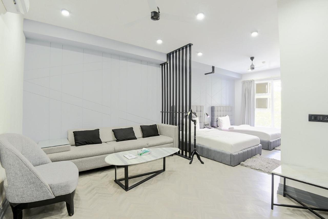 Bedchambers Serviced Apartments, Mg Road * Gurgaon