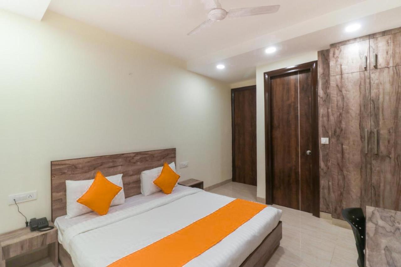 Hotel Fabhotel Comfort Residency Ii