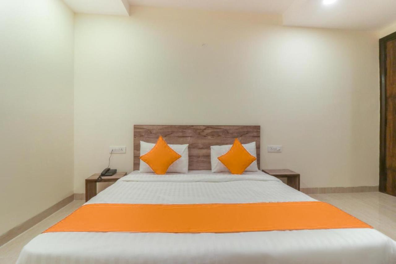 Fabhotel Comfort Residency Ii Hotel