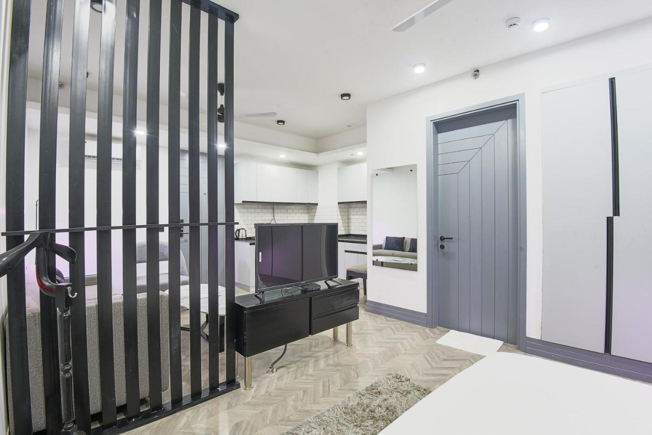 Aparthotel Bedchambers Serviced Apartments, Mg Road Gurgaon