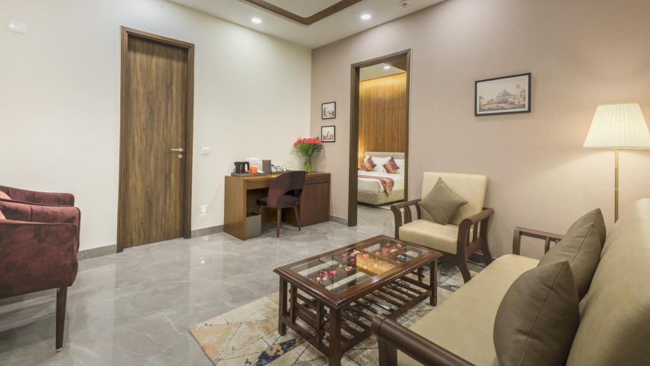 Hotel Comfort Dhaliwals,