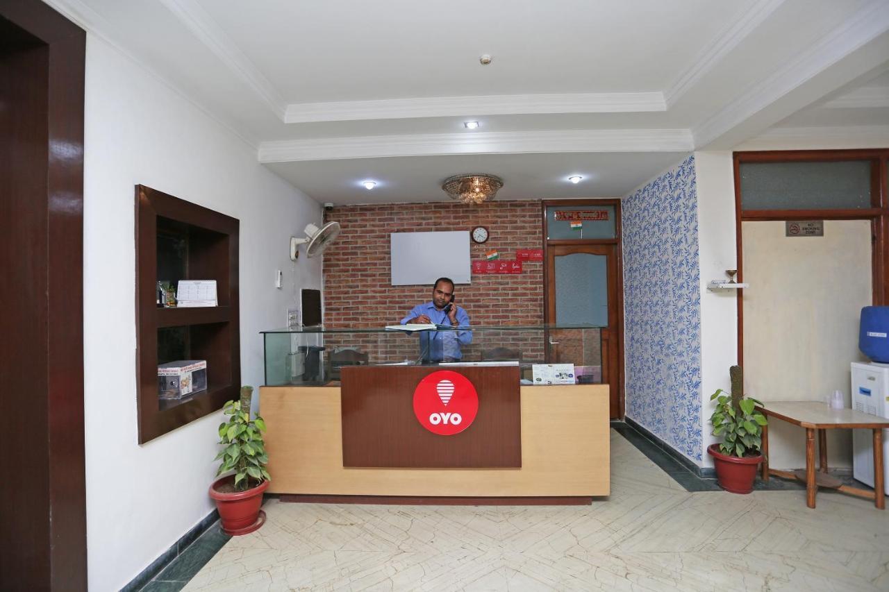 Hotel Oyo 14100 D Meridien Gurgaon