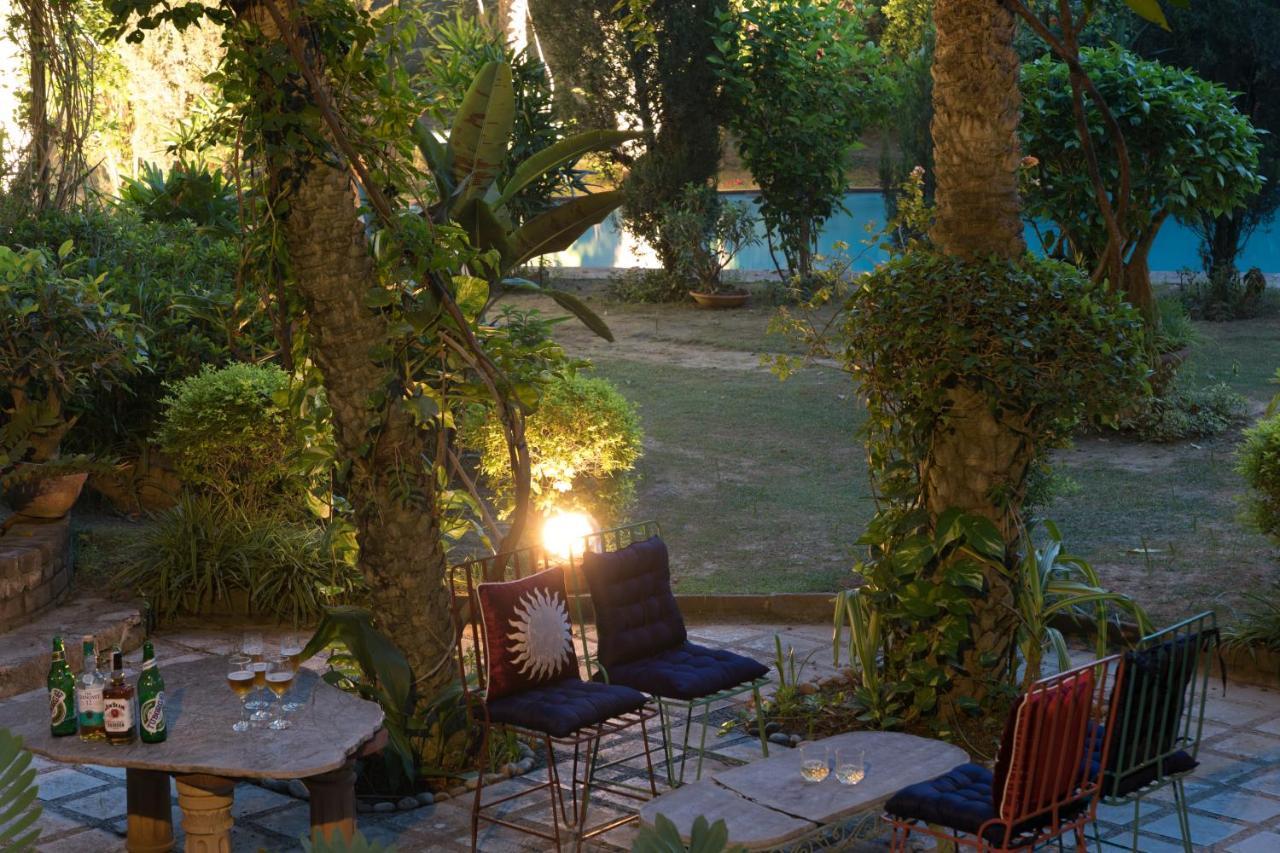 Hostie Chinar Haveli - Heritage With Pool, Villa Gurgaon