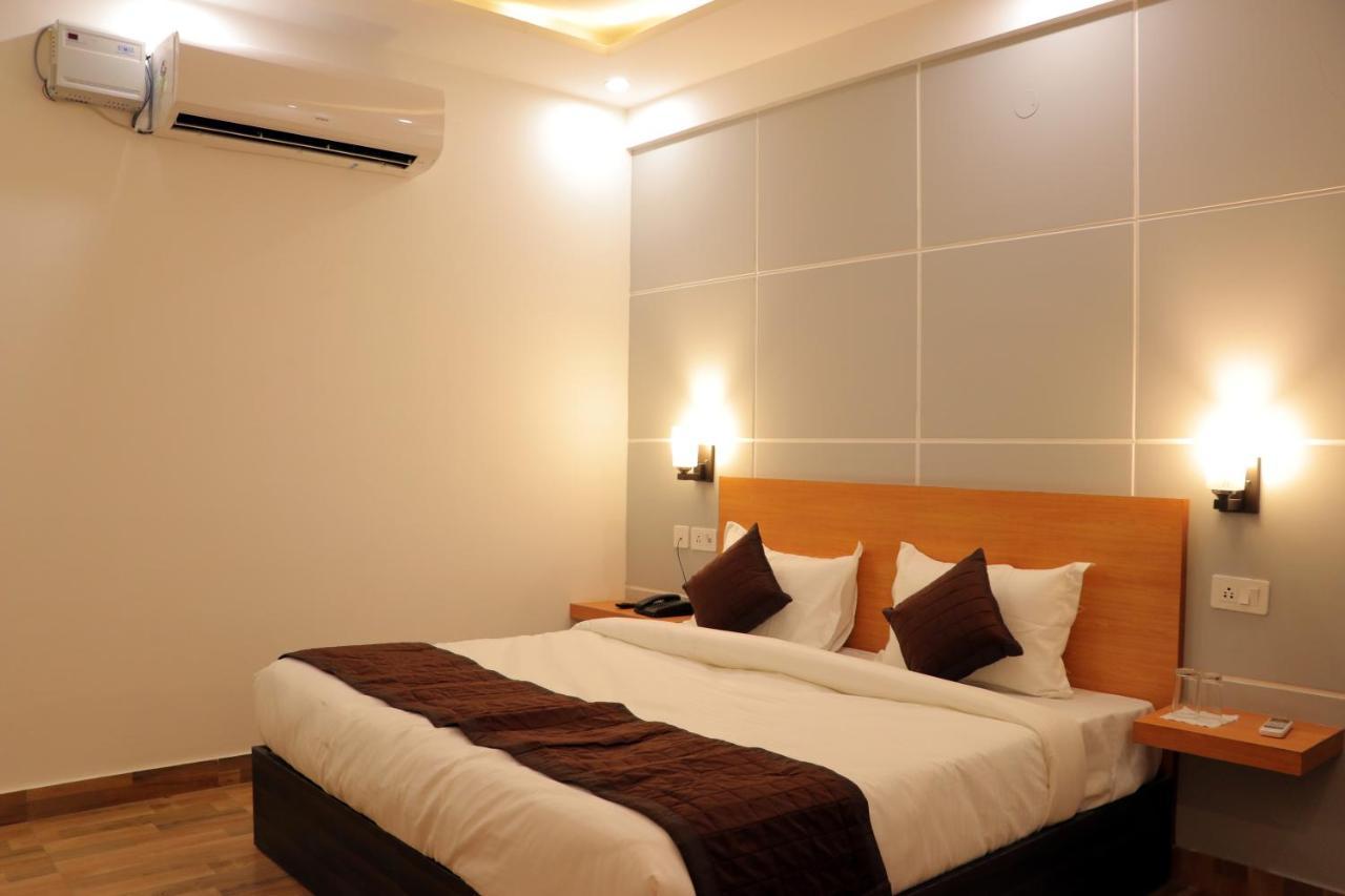 Ridhi Sidhi Hotel