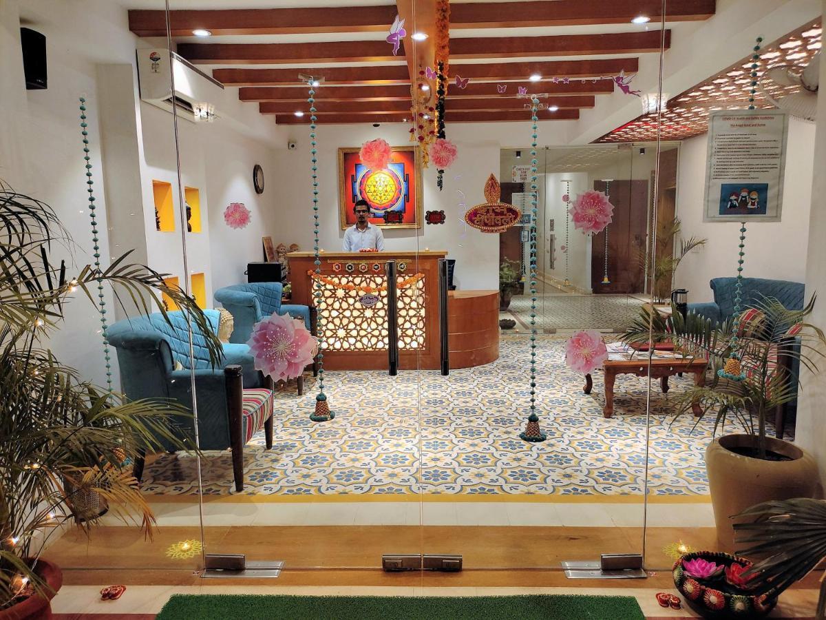 Hotel The Angel & Near Medanta Gurgaon