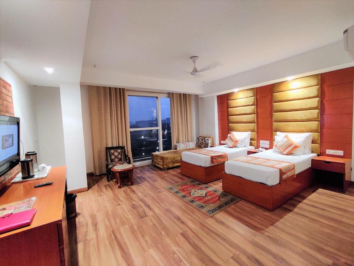 Hotel The Angel & Near Medanta Gurgaon