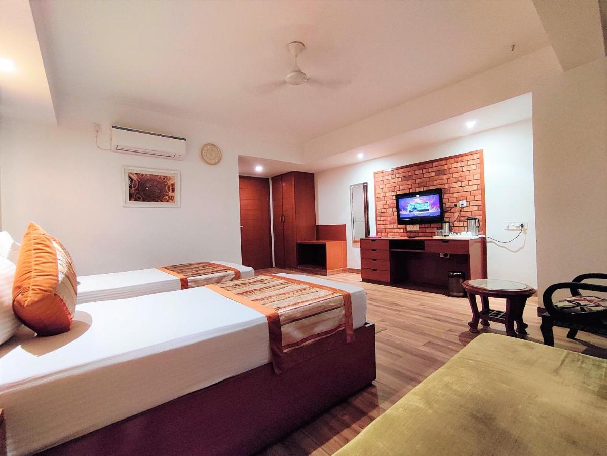 The Angel & Near Medanta Gurgaon