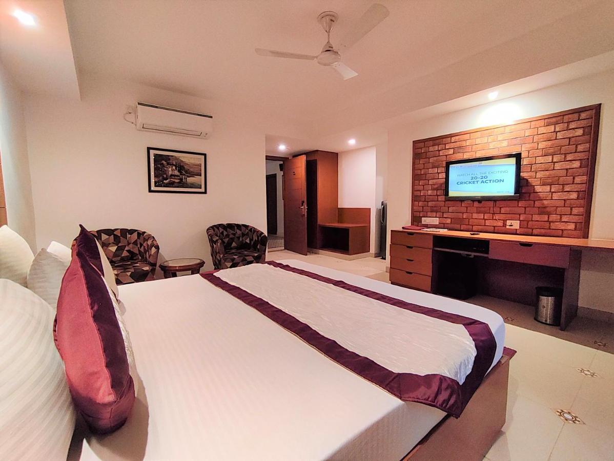 The Angel & Near Medanta Gurgaon
