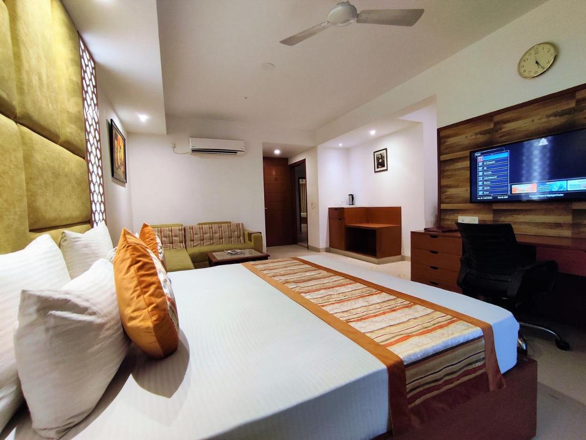Hotel The Angel & Near Medanta Gurgaon