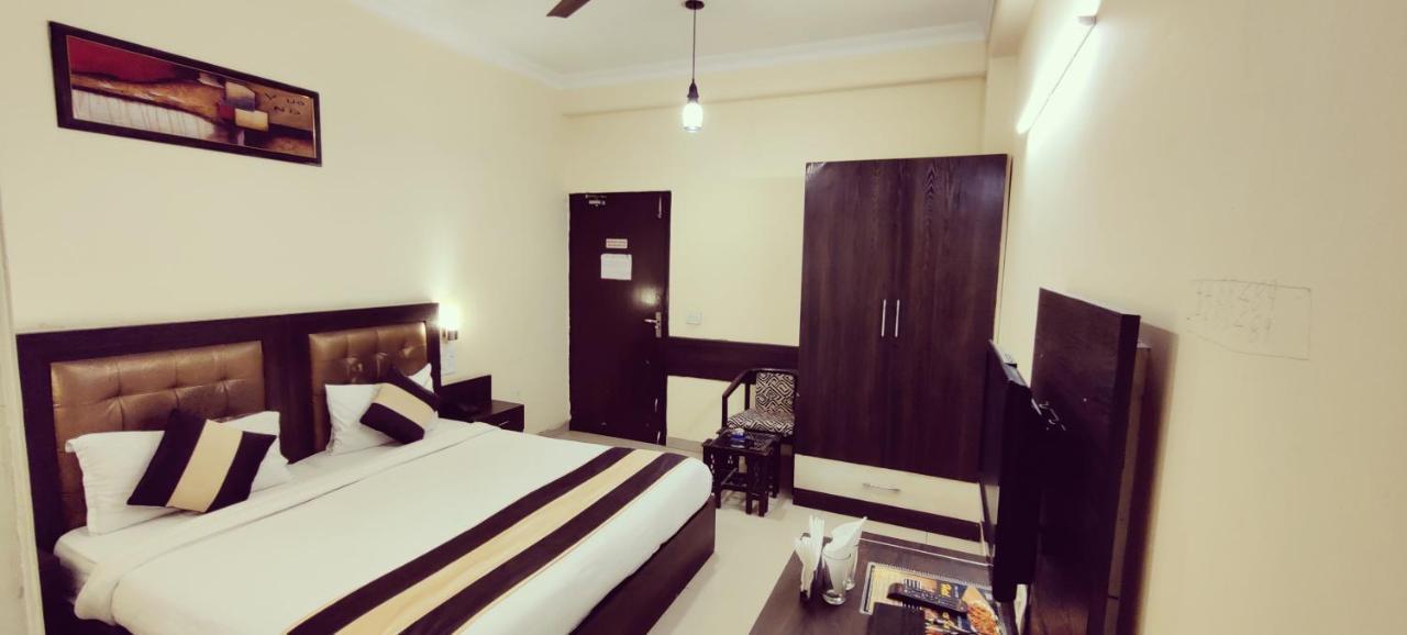 Hotel Radiance Inn