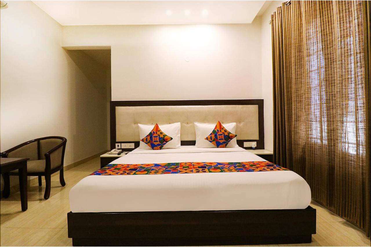Fabhotel Oyster