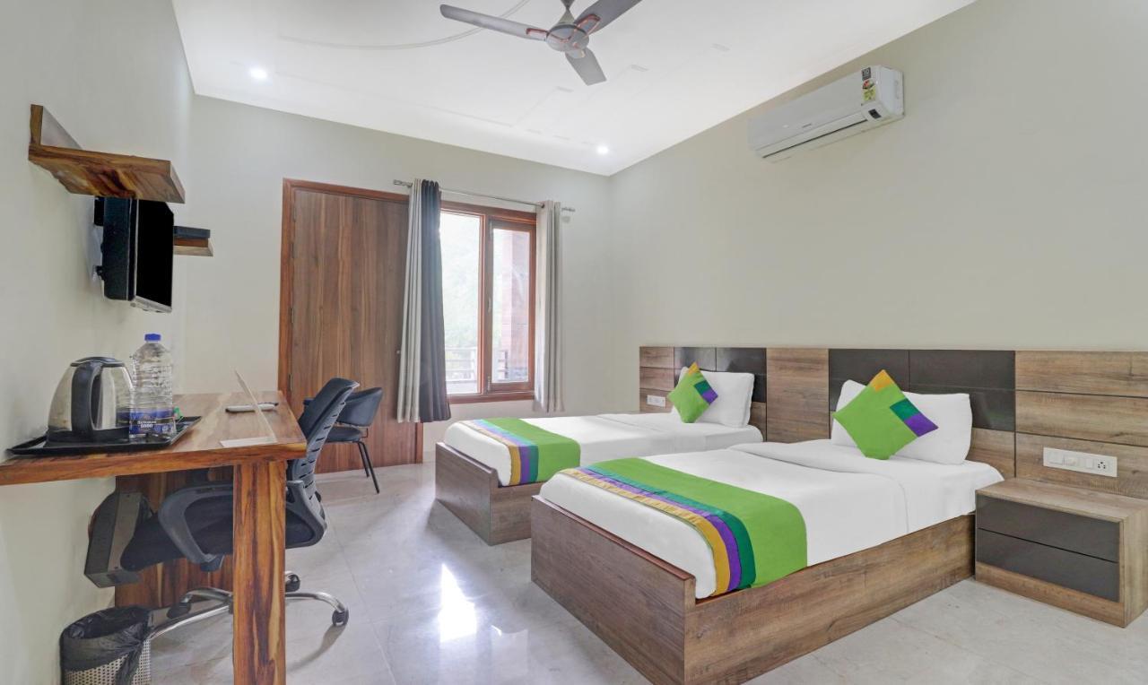 Hotel Treebo Corporate 32