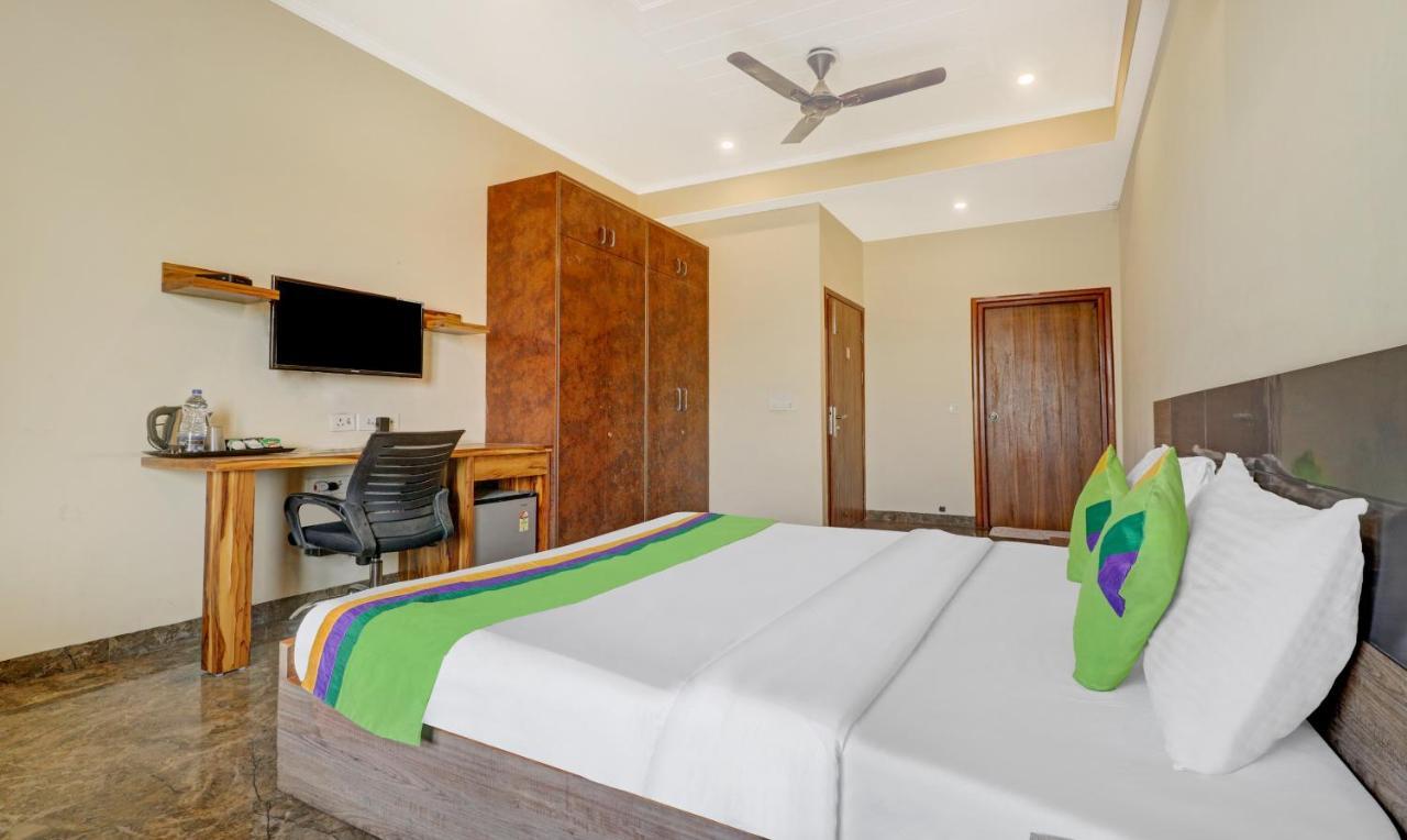 Treebo Corporate 32 Hotel Gurgaon