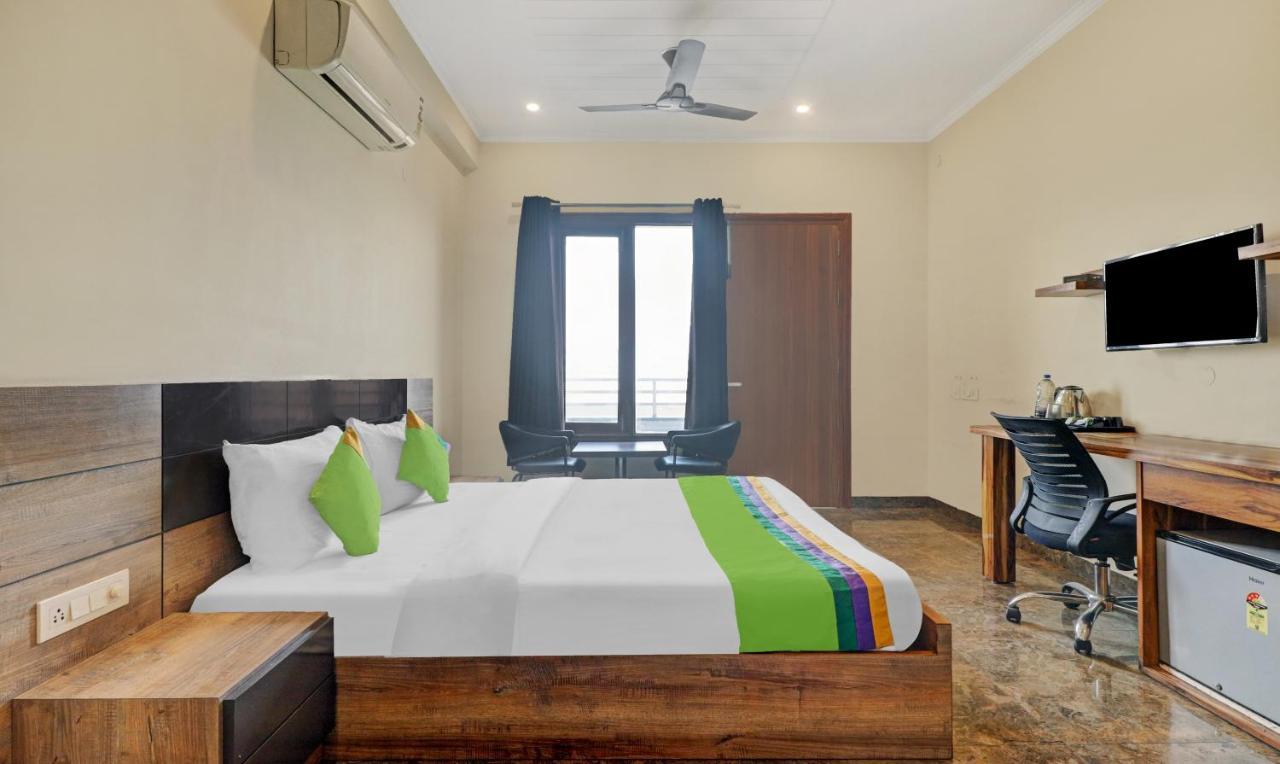 Hotel Treebo Corporate 32 3*